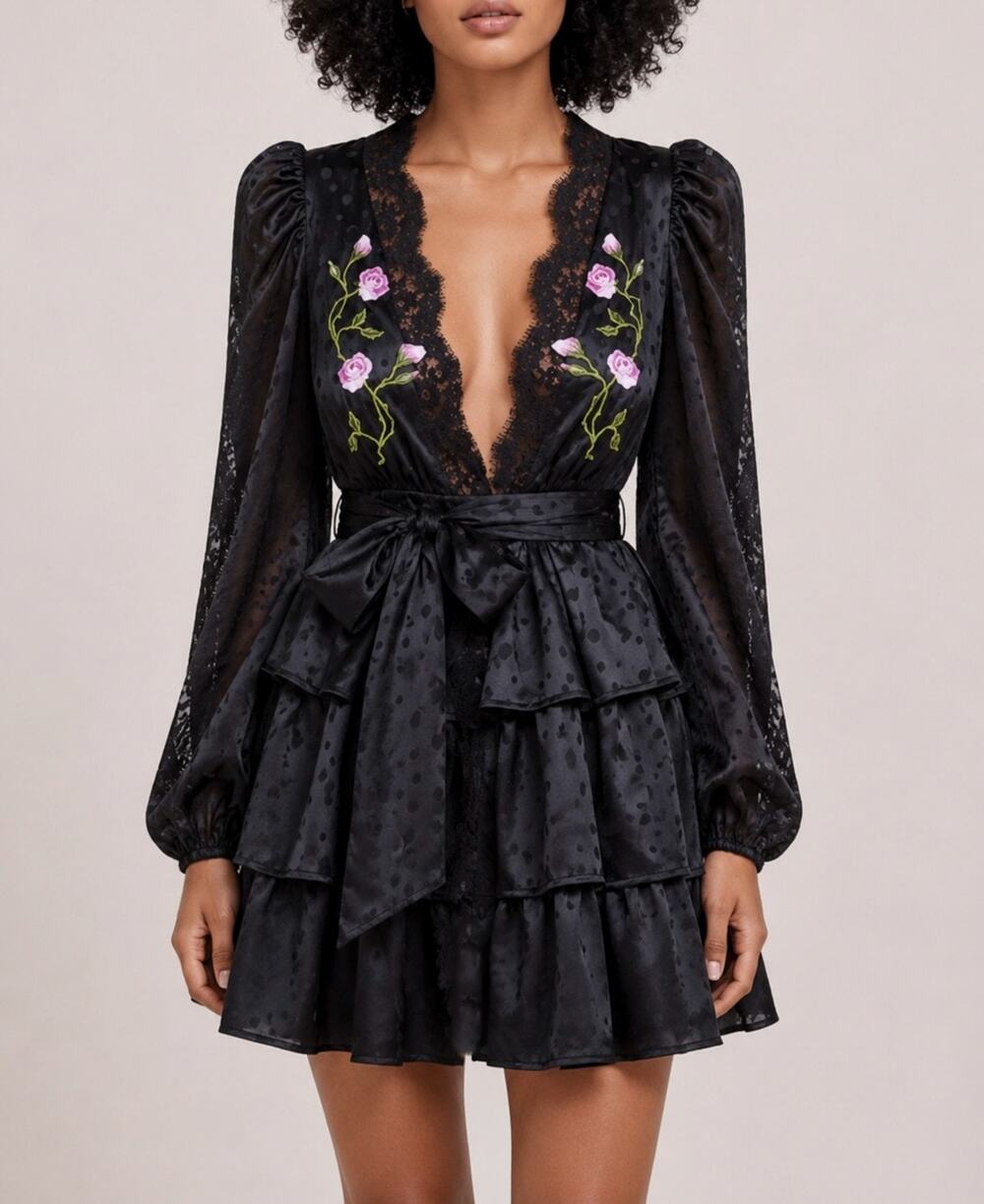 For Love & Lemons Black Fleur Jacquard Lace Plunge Neck Mini Robe Dress Medium